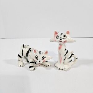 Vintage Japan Tiger Striped Cat Salt & Pepper Shakers Ceramic Mid Century Kitsch